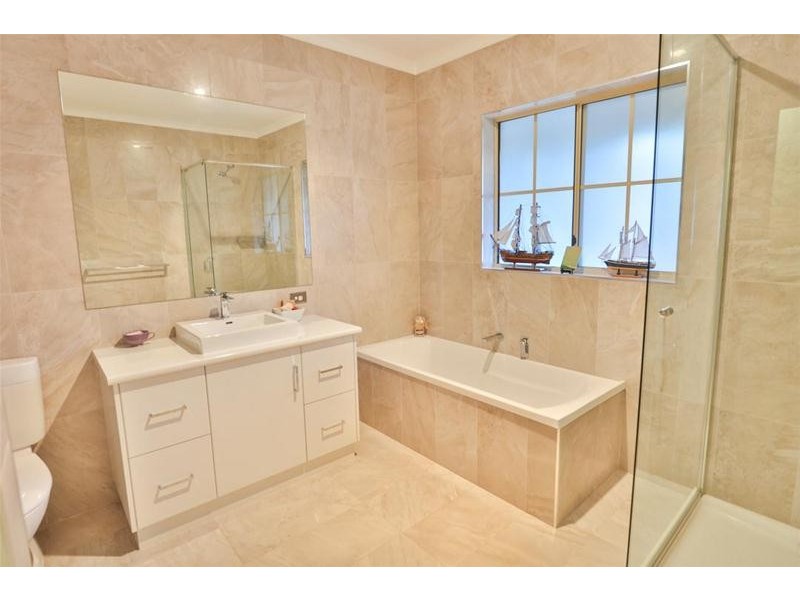 615 Cureton Avenue, Nichols Point VIC 3501