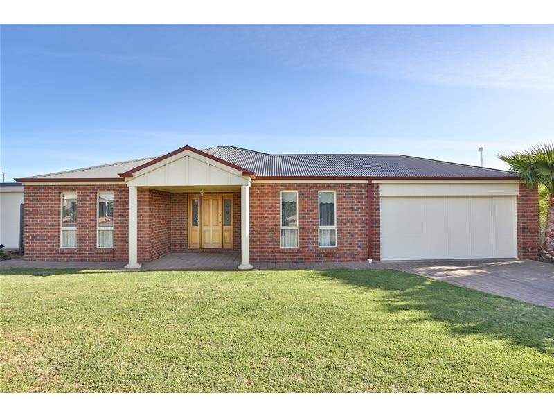 81 Summer Drive, Buronga NSW 2739