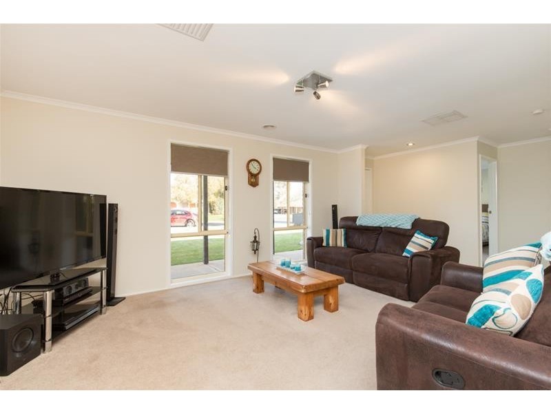 16 Wilkie Drive, Irymple VIC 3498