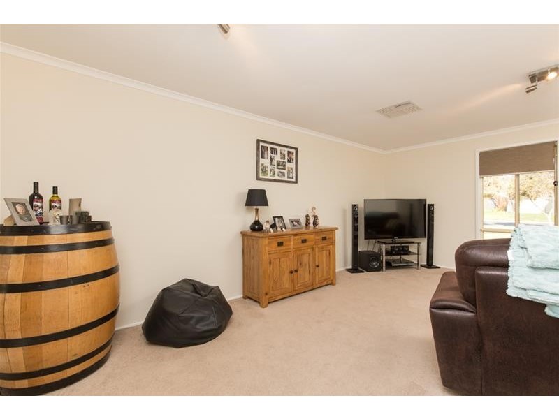 16 Wilkie Drive, Irymple VIC 3498