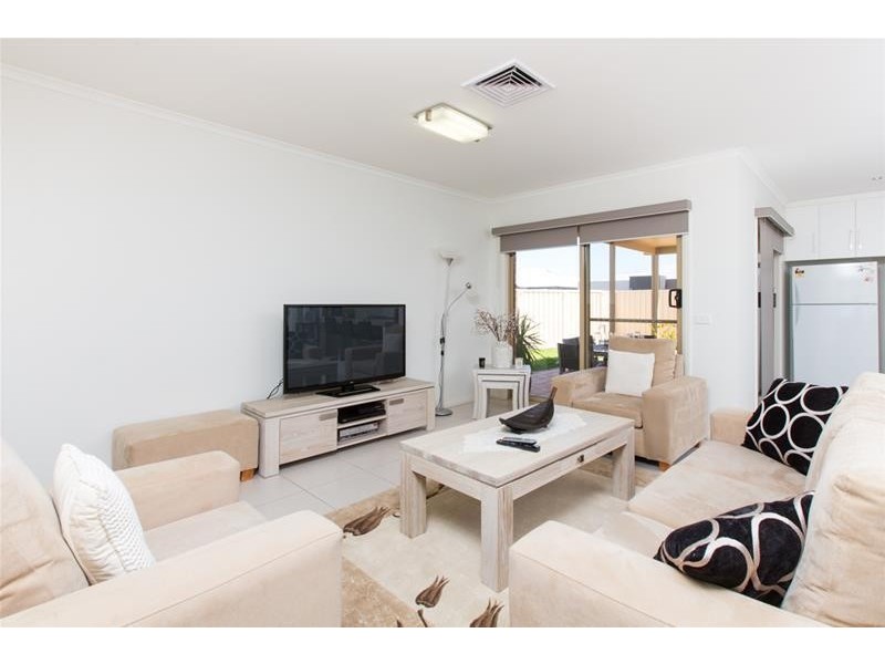 8 Eve Court, Mildura VIC 3500