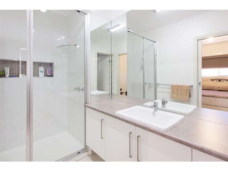 8 Eve Court, Mildura VIC 3500