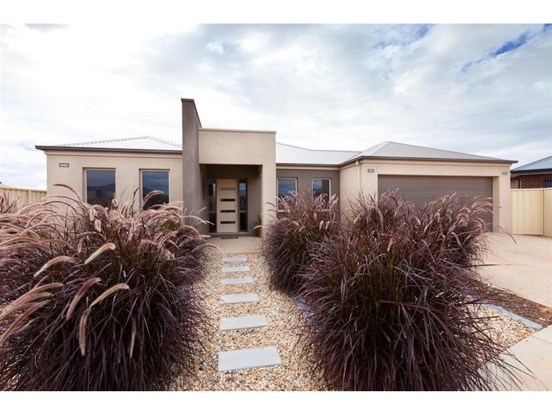 4 Reuben Lock Court, Mildura VIC 3500