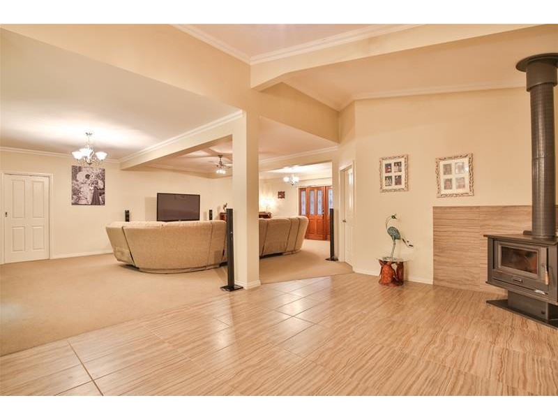 27 Creaton Lane, Irymple VIC 3498