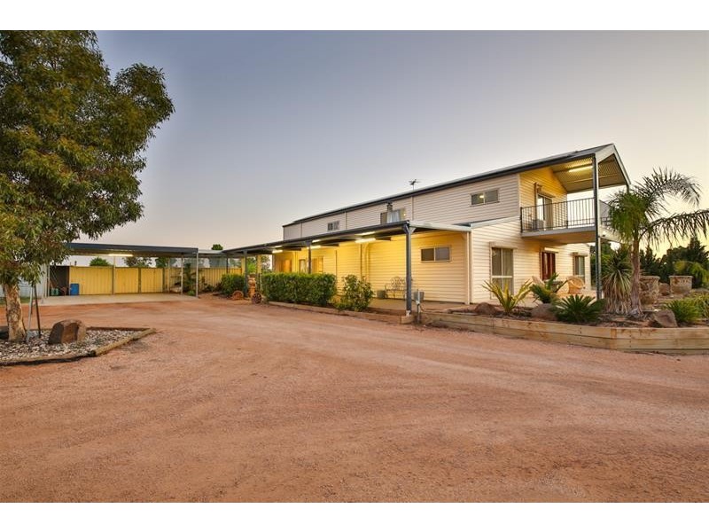 27 Creaton Lane, Irymple VIC 3498