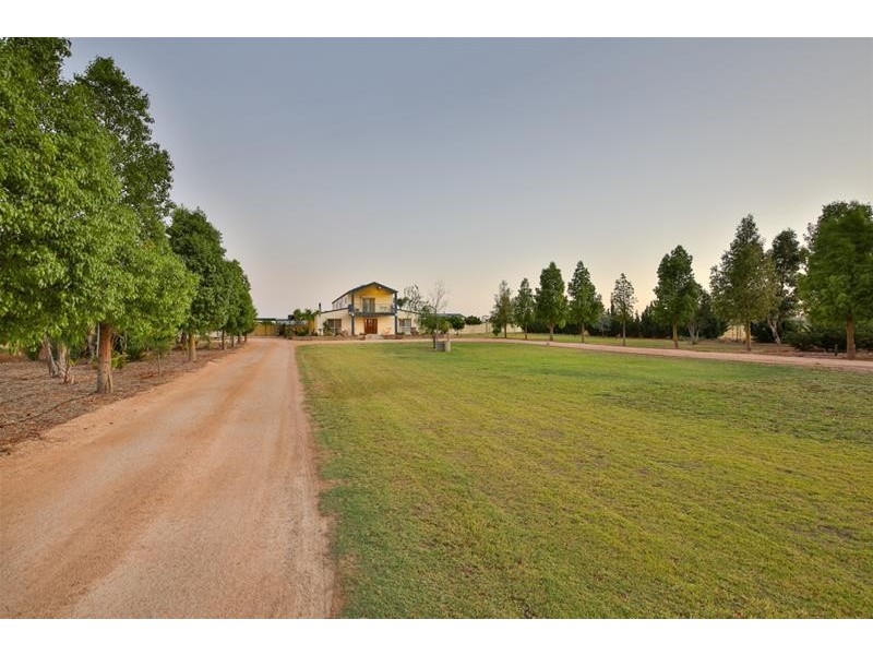 27 Creaton Lane, Irymple VIC 3498