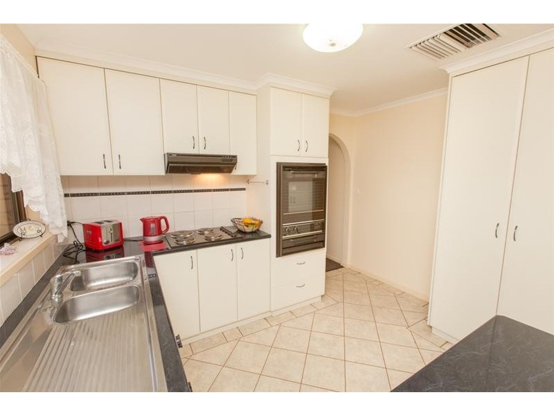 5 Morris Place, Buronga NSW 2739