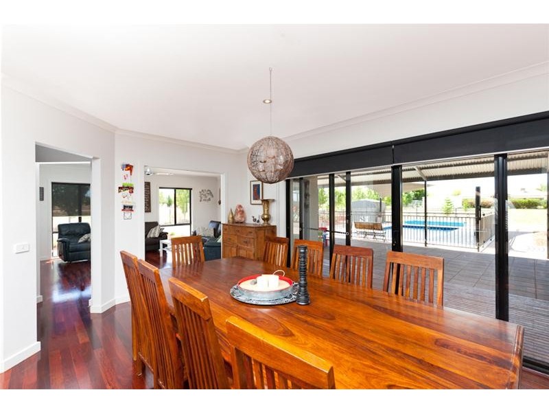 11 Adelong Court, Nichols Point VIC 3501