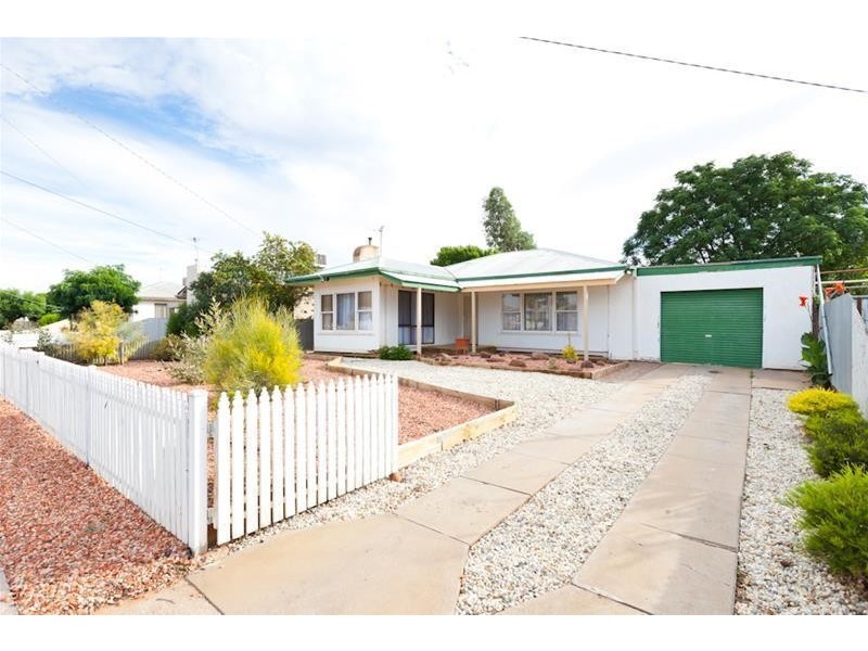 99 Pasadena Grove, Mildura VIC 3500