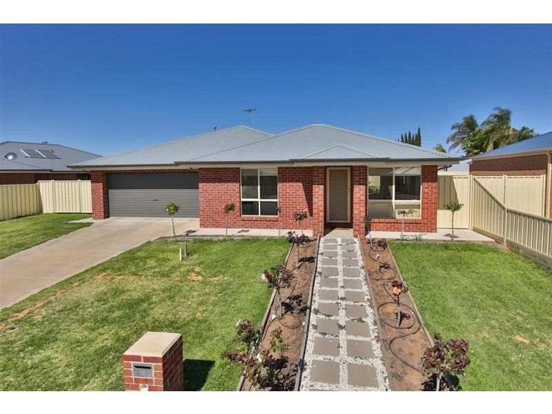 16 Bozzi Court, Mildura VIC 3500