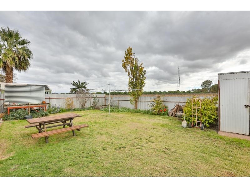 8 Eldridge Road, Red Cliffs VIC 3496