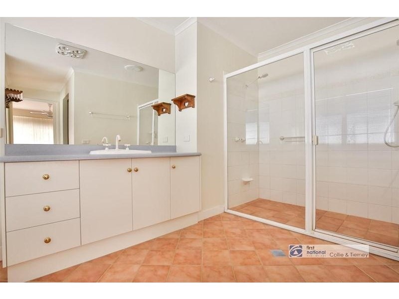 37 Channel Road, Merbein VIC 3505