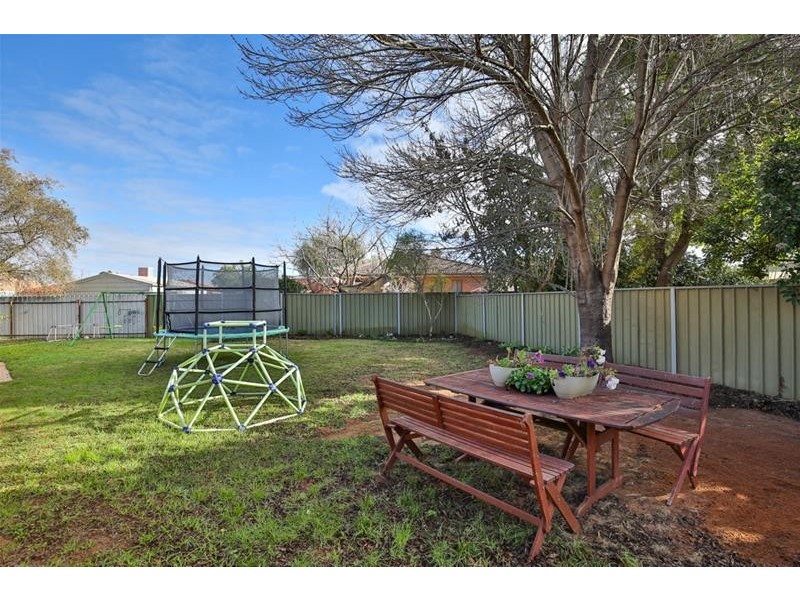 6 Oswald Court, Mildura VIC 3500