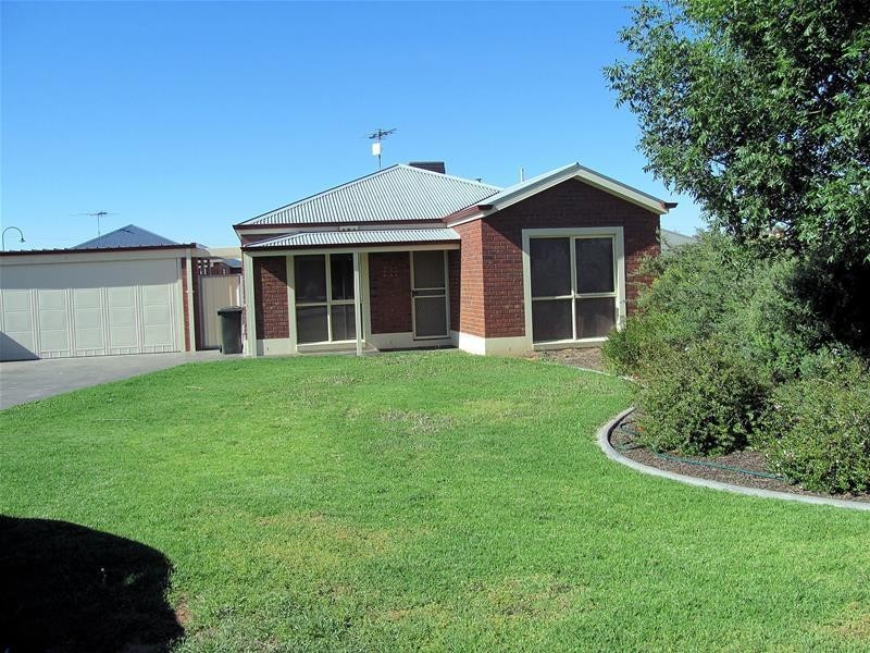 4 Stamford Court, Buronga NSW 2739