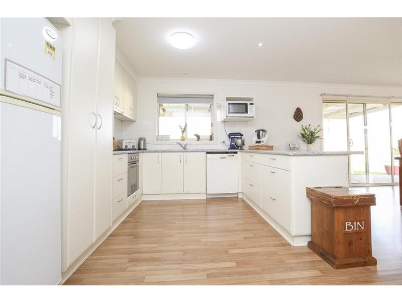 210 Pitman Avenue, Buronga NSW 2739