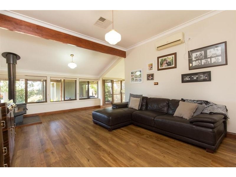 8856 Calder Highway, Red Cliffs VIC 3496