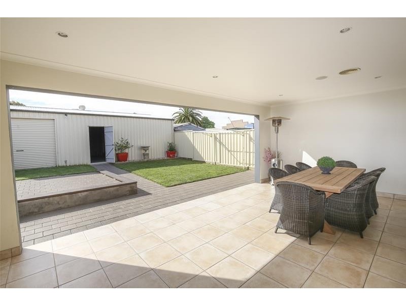 37 Magnolia Avenue, Mildura VIC 3500