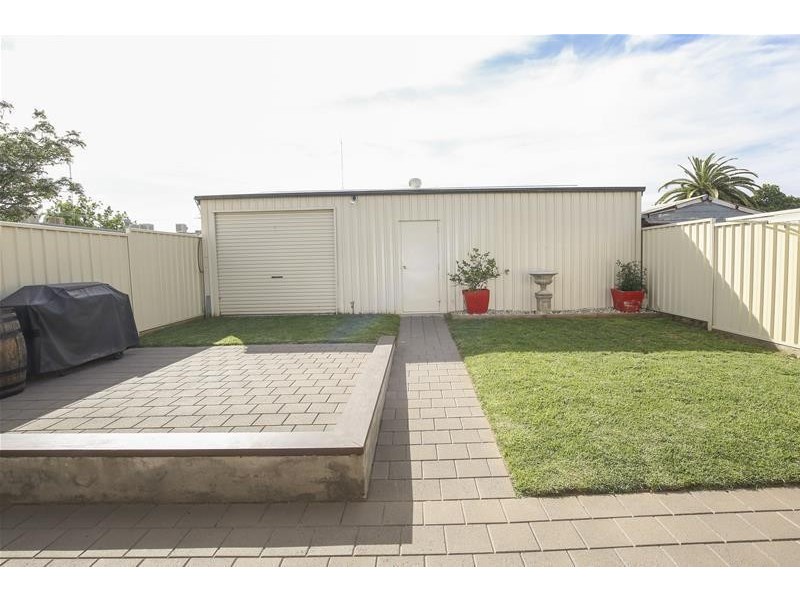37 Magnolia Avenue, Mildura VIC 3500