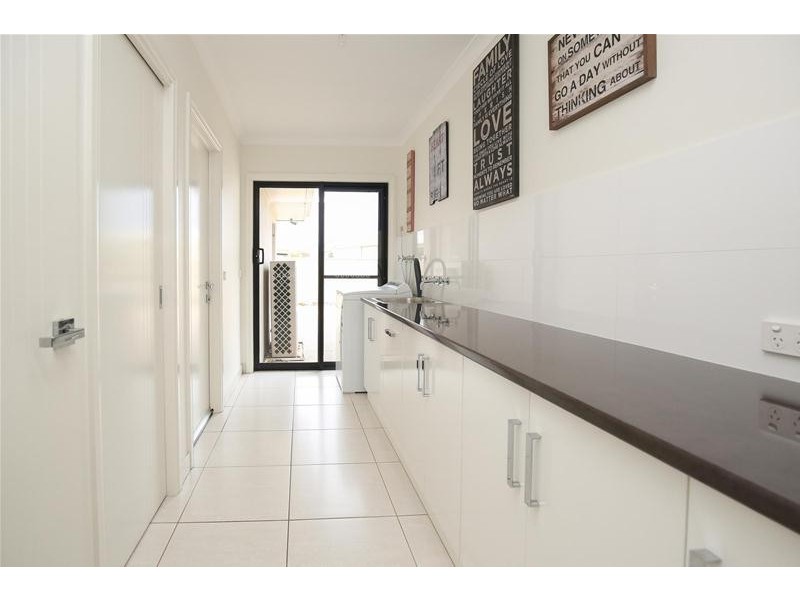 4 Desert Lily Court, Mildura VIC 3500