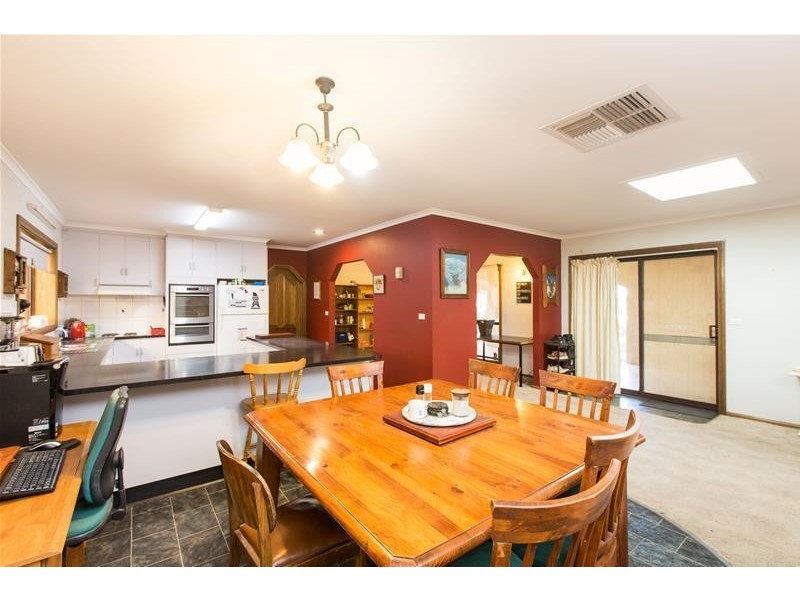 50 Pumps Road, Red Cliffs VIC 3496