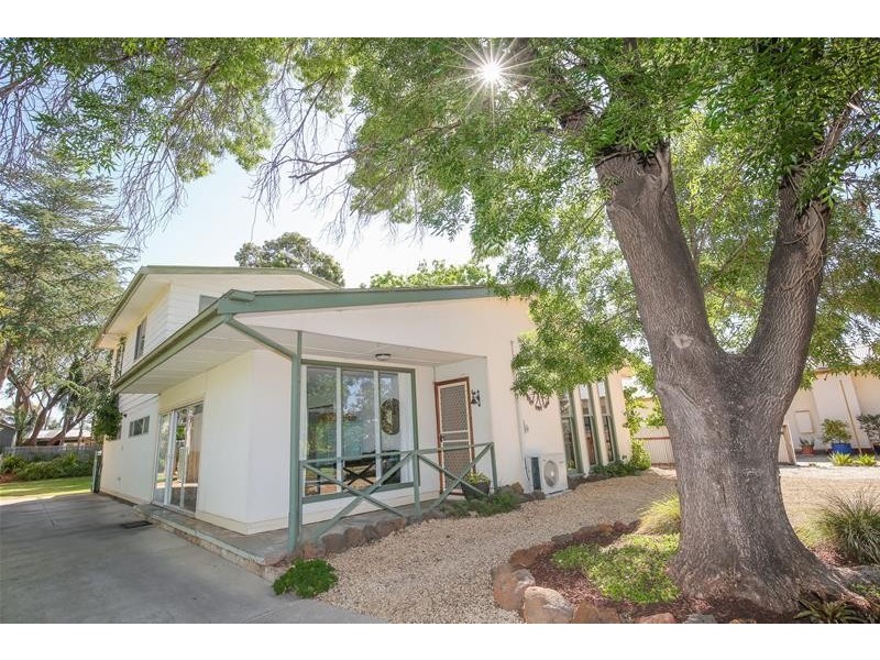 6 Dr Abramowski Court, Mildura VIC 3500