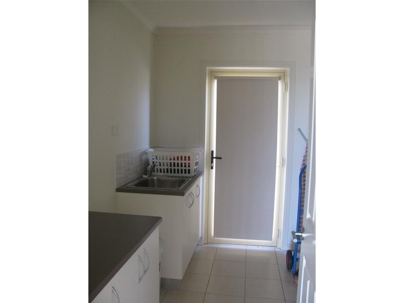 2/5 Golden Grove, Red Cliffs VIC 3496