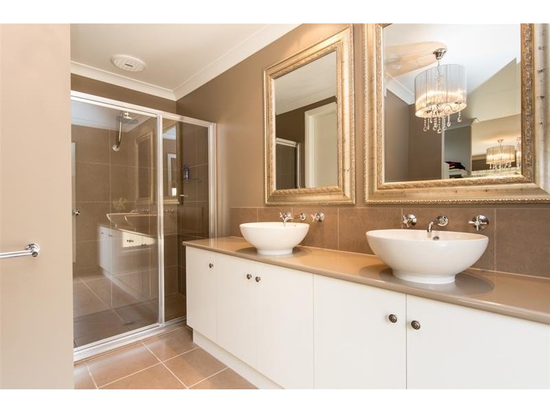 9 Cosgrove Court, Mildura VIC 3500