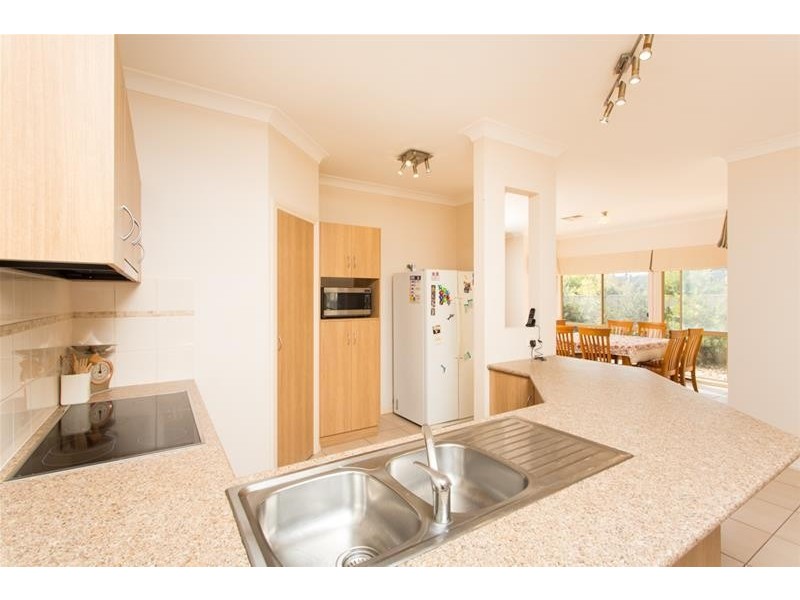 2 Oxley Court, Mildura VIC 3500