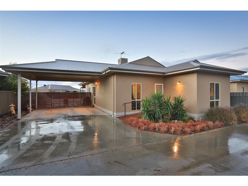 2/5 Melia Street, Red Cliffs VIC 3496