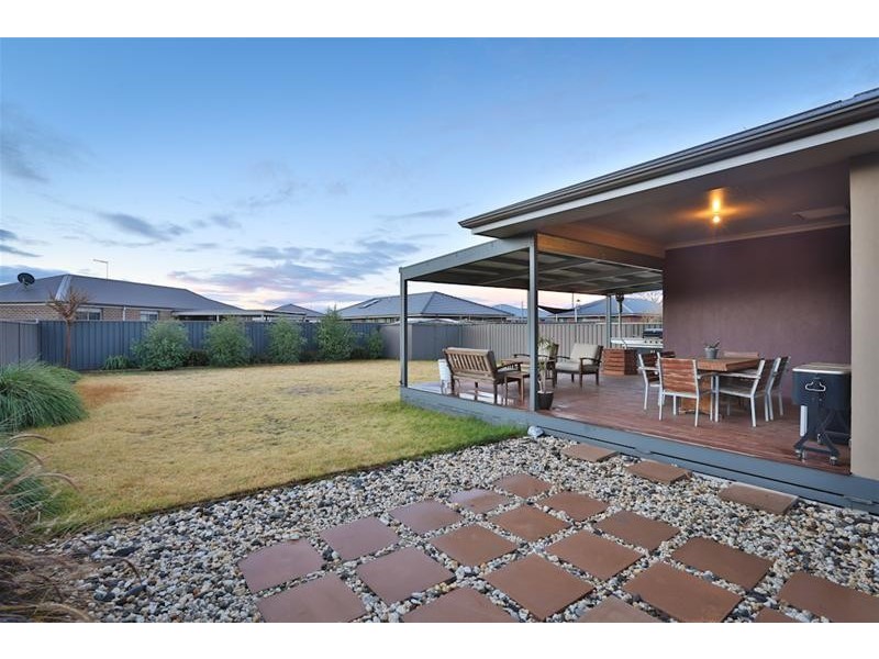 2/5 Melia Street, Red Cliffs VIC 3496