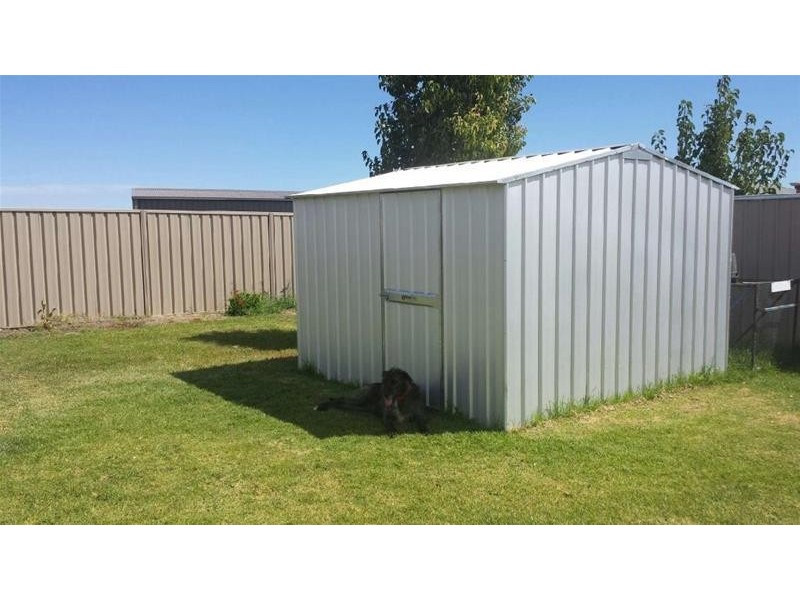 6 Anne Cox Drive, Red Cliffs VIC 3496