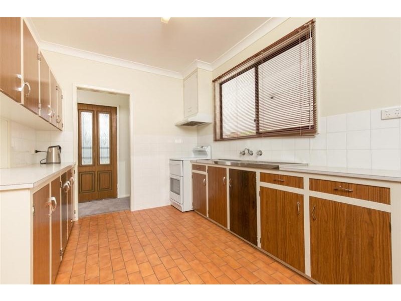 6 Barry Avenue, Mildura VIC 3500