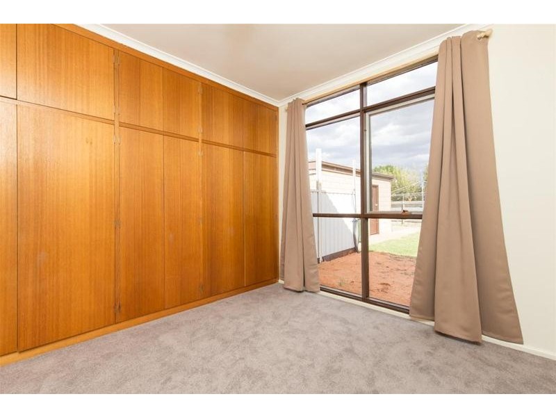 6 Barry Avenue, Mildura VIC 3500