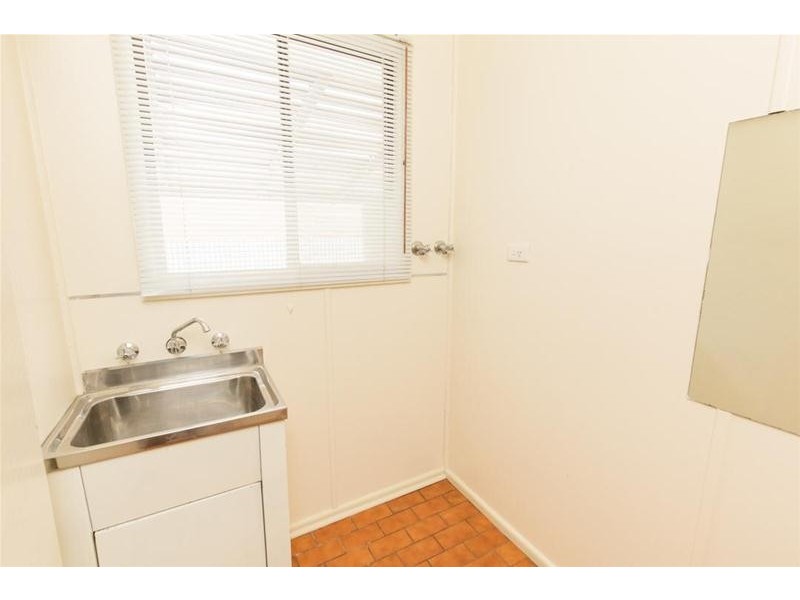 6 Barry Avenue, Mildura VIC 3500