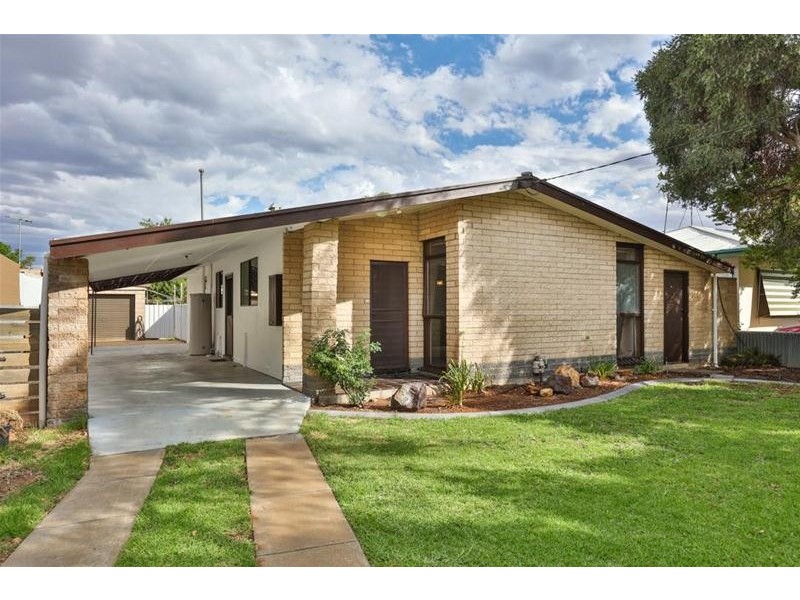 6 Barry Avenue, Mildura VIC 3500