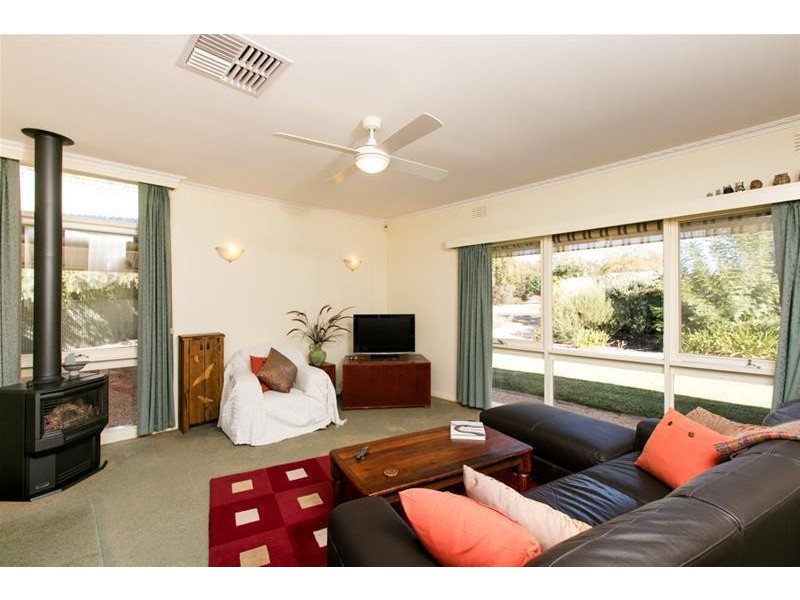 683 Cureton Avenue, Nichols Point VIC 3501