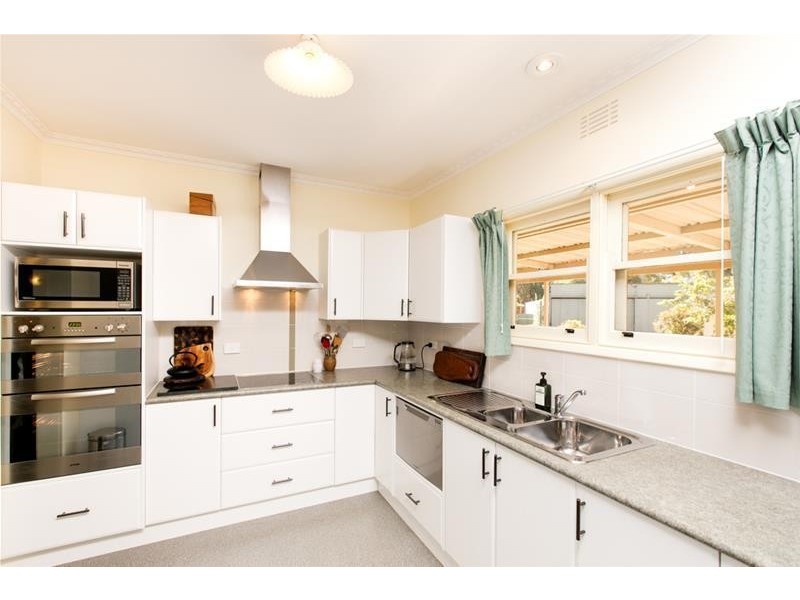 683 Cureton Avenue, Nichols Point VIC 3501