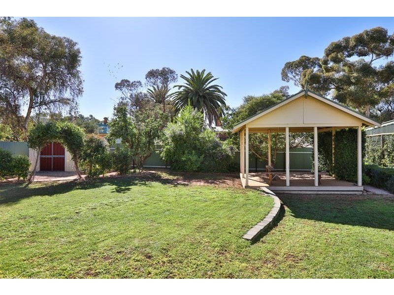 683 Cureton Avenue, Nichols Point VIC 3501