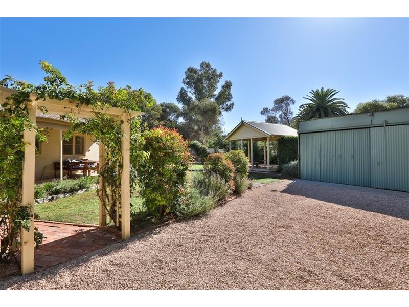 683 Cureton Avenue, Nichols Point VIC 3501