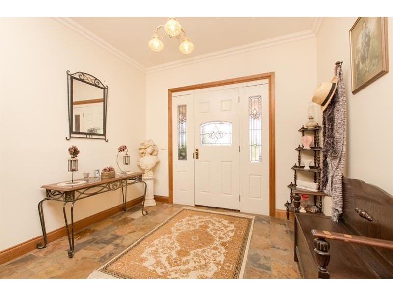 15 St Andrews Drive, Cabarita VIC 3505