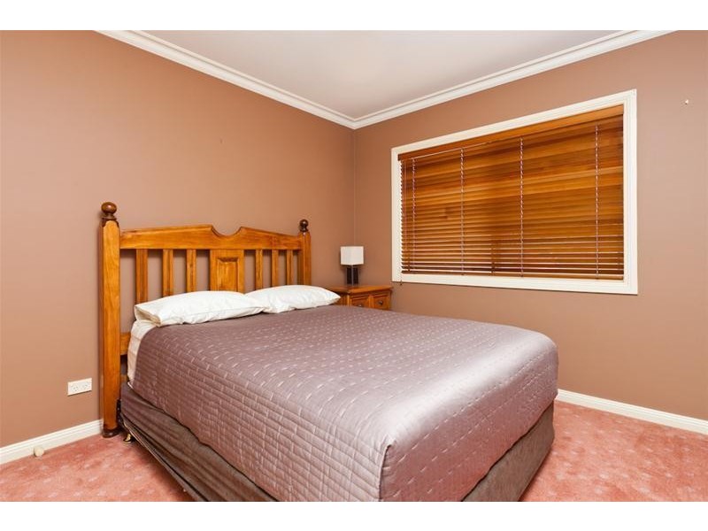 8 James Cook Drive, Mildura VIC 3500