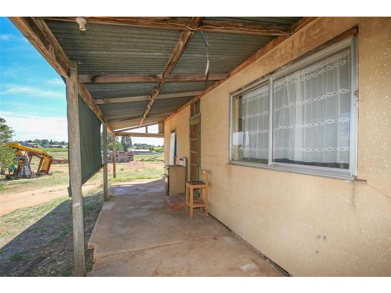 925-927 Irymple Avenue, Irymple VIC 3498