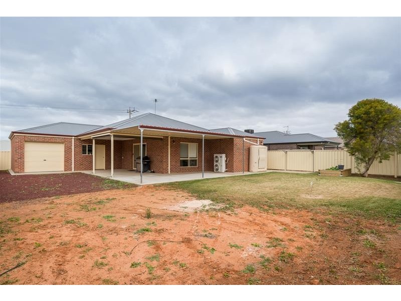 597 Walnut Avenue, Mildura VIC 3500