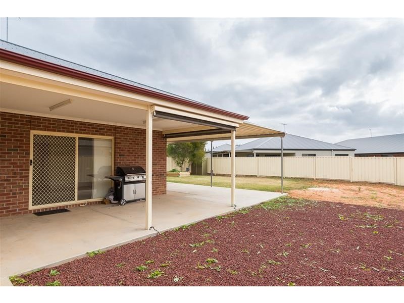 597 Walnut Avenue, Mildura VIC 3500
