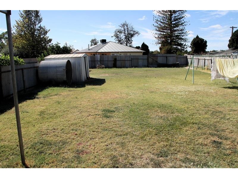 14 The Centreway, Red Cliffs VIC 3496