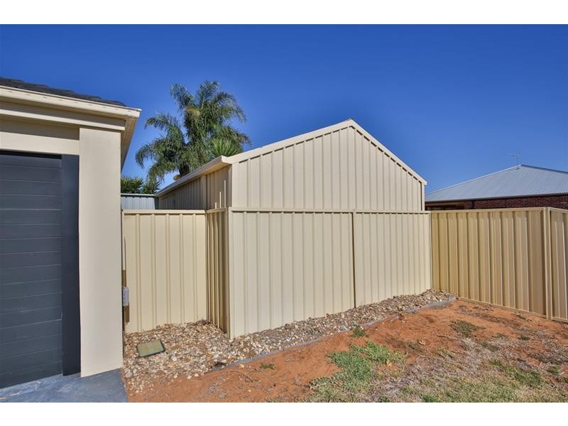 20 Tarrango Drive, Mildura VIC 3500