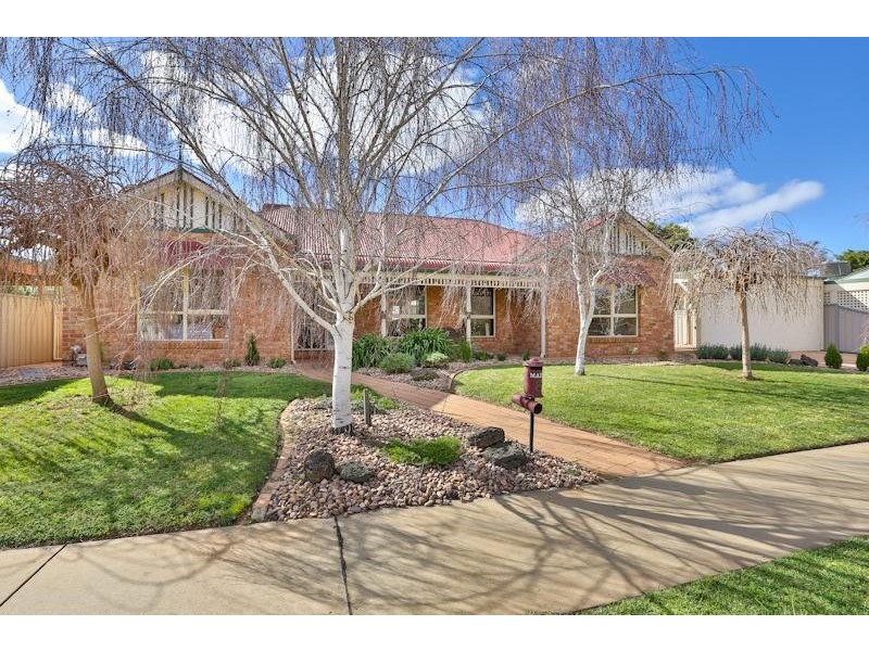 8 Dunning Drive, Mildura VIC 3500