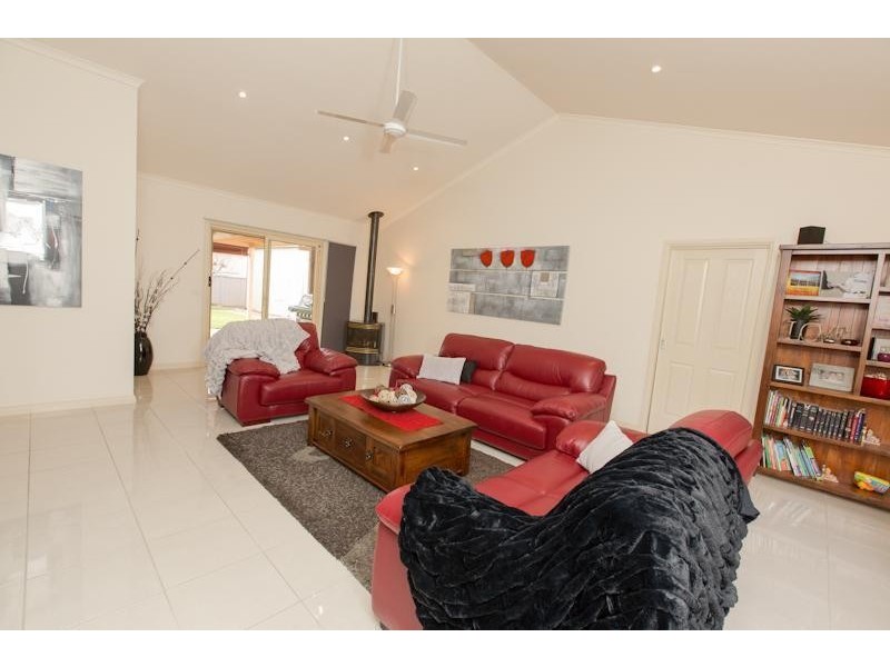 8 Dunning Drive, Mildura VIC 3500