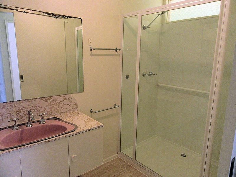 251 Dow Avenue, Birdwoodton VIC 3505