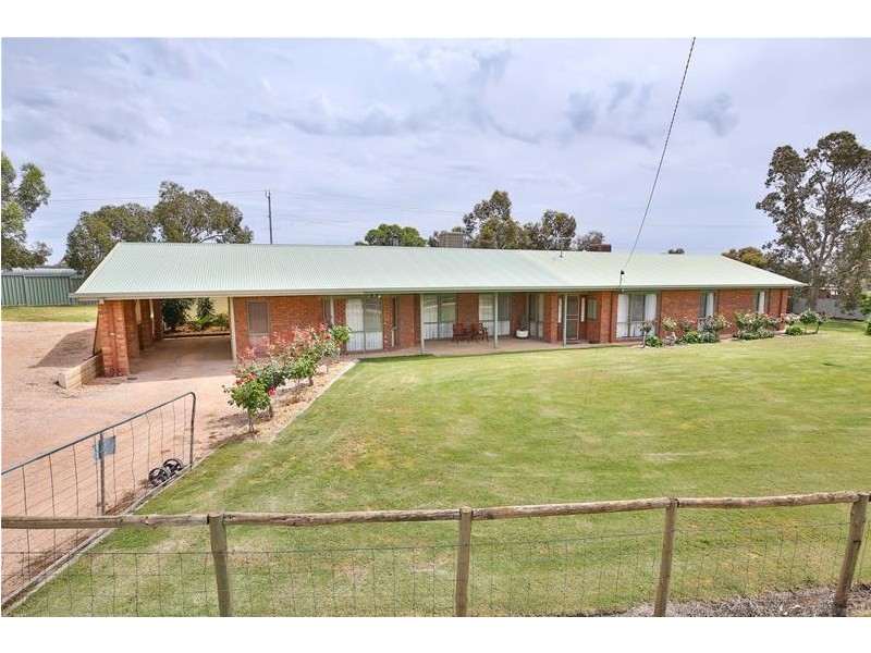 651 Woomera Avenue, Red Cliffs VIC 3496